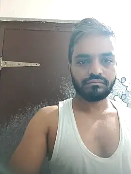 Snapshot of RaviRoy2326 chatting on February 12, 12:16 am RaviRoy2326 online show from February 12, 12:16 am