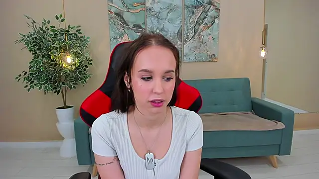 SandraTucker online show from February 1, 6:54 am