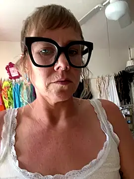 I am babydoll online show from October 16, 10:22 pm