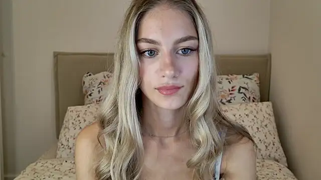 GabriellaOlsen online show from September 15, 10:15 am
