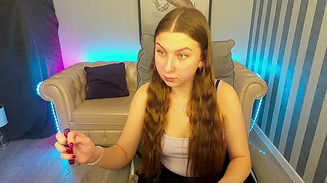 AureliaBliss  online show from January 26, 1:15 pm