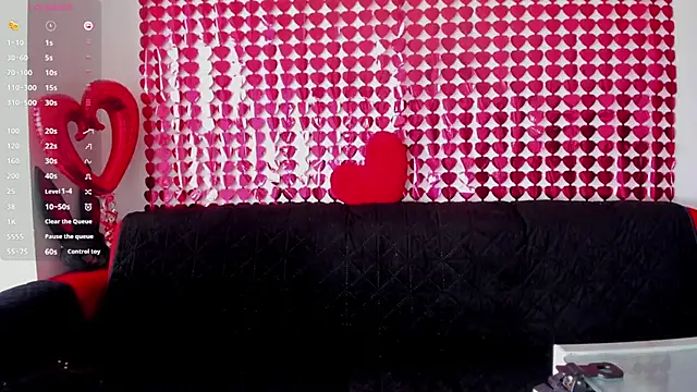 willow boobs online show from March 6, 5:00 pm