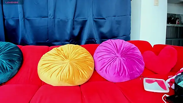 willow boobs online show from September 25, 7:17 pm