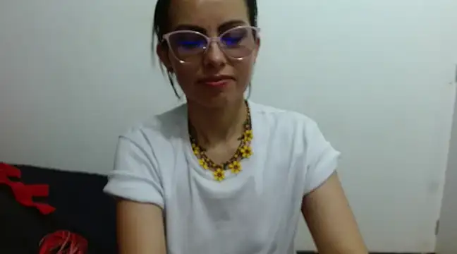 Snapshot of ShairaMarss chatting on January 22, 7:34 pm ShairaMarss online show from January 22, 7:34 pm