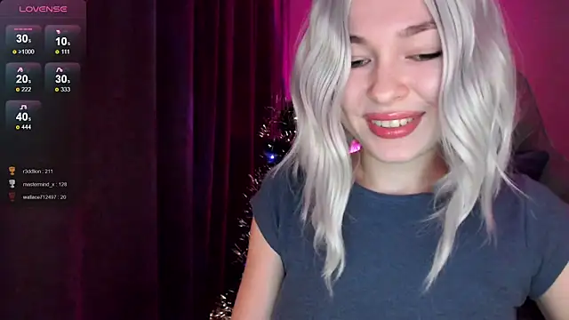 Ohmy Nora  online show from February 5, 2:08 am