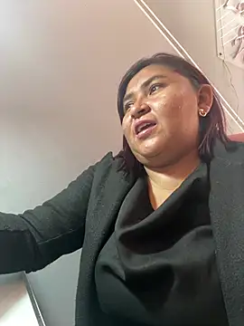 KarlaWild online show from February 7, 6:24 pm