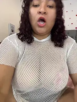 KarlaWild online show from May 1, 6:56 pm