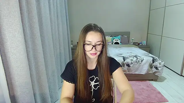 singletrouble online show from October 19, 4:24 am