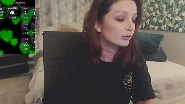 BritneyBarker online show from June 18, 3:49 pm