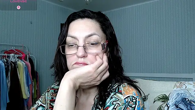 Snapshot of Soffya_Soy chatting on April 11, 2:05 am Soffya Soy online show from April 11, 2:05 am