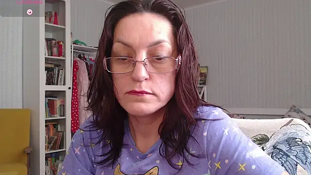 Soffya Soy online show from May 3, 2:45 pm