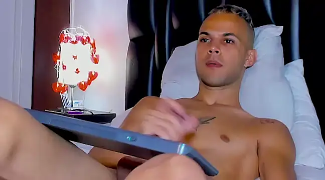 Jeremmy Love online show from February 14, 6:40 pm