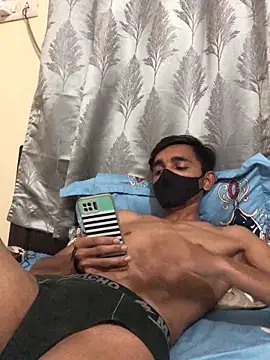 Snapshot of vas02vir chatting on February 23, 4:35 pm vas02vir online show from February 23, 4:35 pm