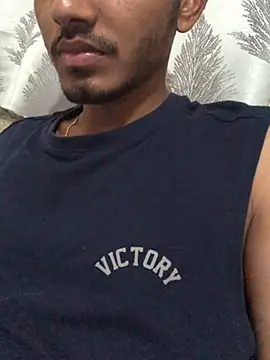 Snapshot of vas02vir chatting on February 24, 4:47 pm vas02vir online show from February 24, 4:47 pm