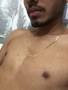 Snapshot of vas02vir chatting on February 25, 9:09 am vas02vir online show from February 25, 9:09 am