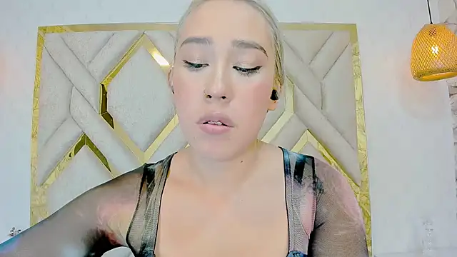 Lannajansen online show from January 29, 5:13 pm