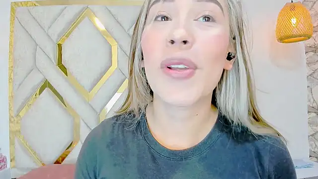 Lannajansen online show from February 4, 1:06 pm