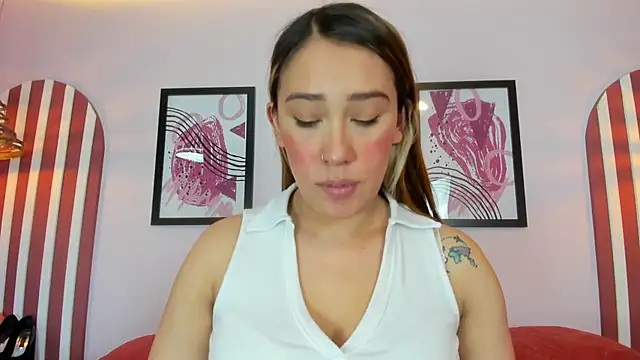 Lannajansen online show from October 3, 5:54 pm