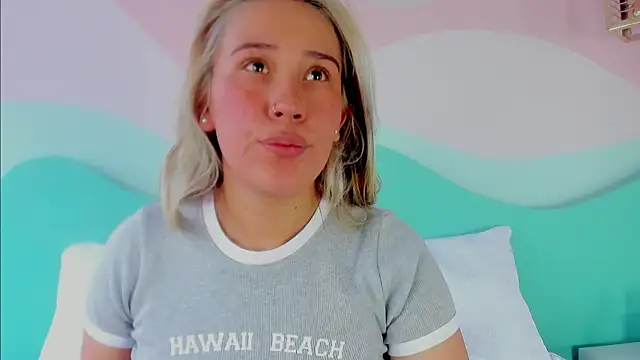 Lannajansen online show from November 1, 5:15 pm