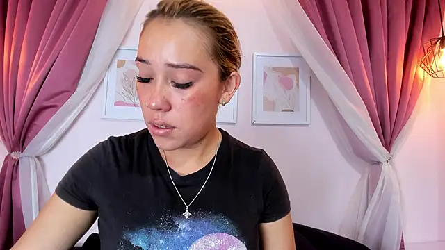 Lannajansen online show from May 14, 1:40 pm