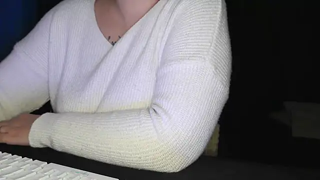 bunnyfox420 online show from November 20, 6:40 pm