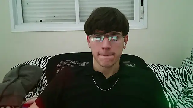 vitorsafado19 online show from July 5, 5:36 am