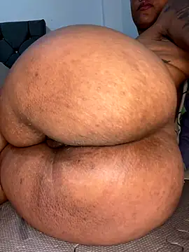 Snapshot of Charlotte_bronxxx chatting on November 30, 10:03 pm Charlotte bronxxx online show from November 30, 10:03 pm