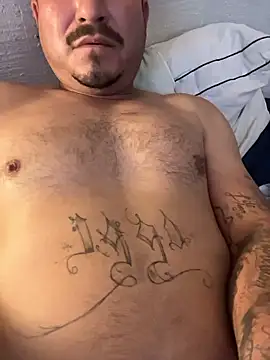 paullliliu online show from January 13, 10:37 pm