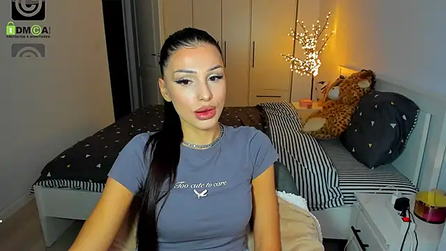 HelenShawn online show from February 9, 9:08 pm