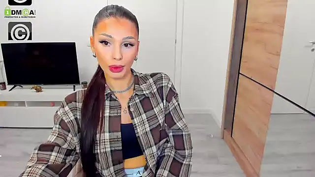 HelenShawn online show from February 15, 9:22 pm