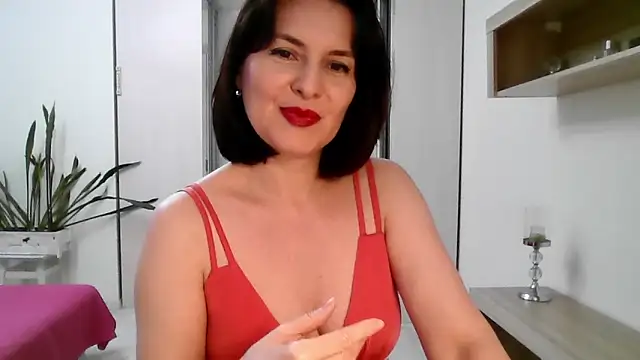 Snapshot of Victoria_Glam chatting on March 17, 5:38 pm Victoria Glam online show from March 17, 5:38 pm