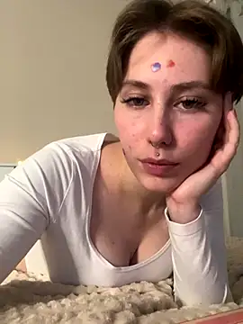 Snapshot of Molli_Luv chatting on September 10, 3:45 pm Molli Luv online show from September 10, 3:45 pm