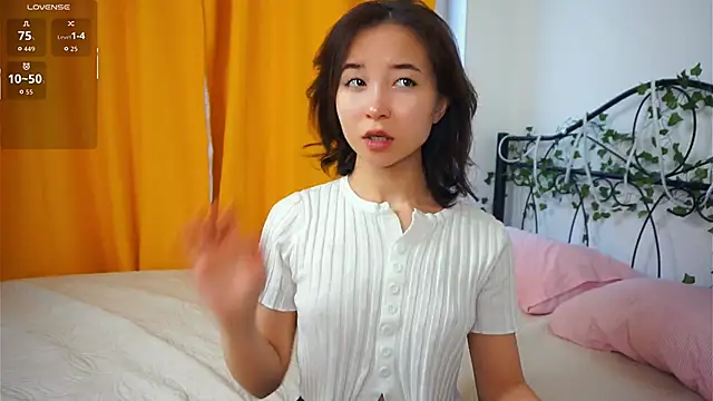 VeronaCritchlow online show from October 29, 7:21 am