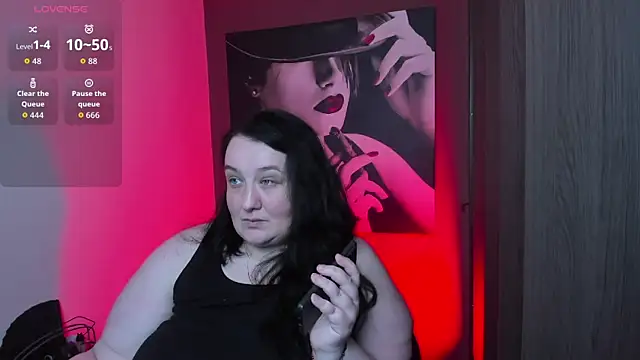 QueenOfHaze online show from May 11, 6:41 am
