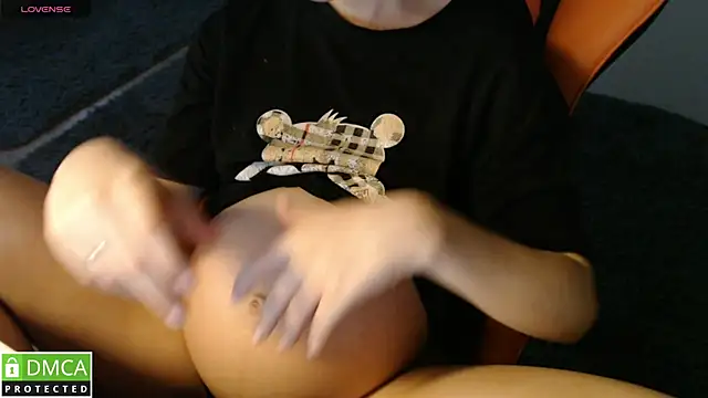 crystalyss online show from September 29, 2:49 am