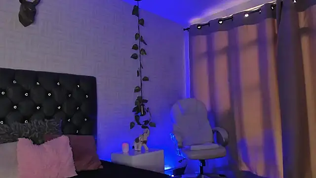 Snapshot of Hannah_Jonhson chatting on January 25, 4:13 pm Hannah Jonhson online show from January 25, 4:13 pm