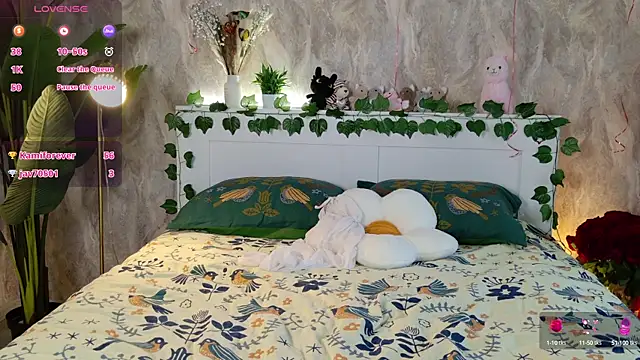Yo Pixxie online show from March 6, 9:47 am