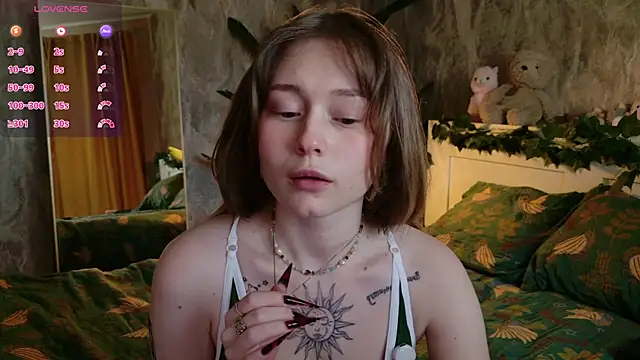 Yo Pixxie online show from September 29, 6:40 am