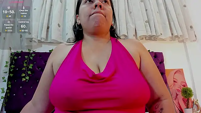 Snapshot of AmmyPike1 chatting on March 6, 8:38 pm AmmyPike1 online show from March 6, 8:38 pm