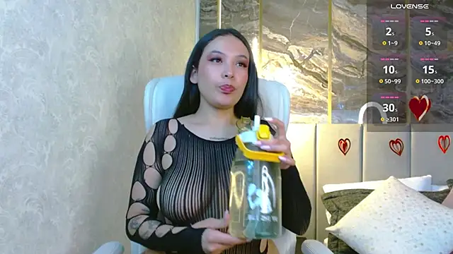 Snapshot of Victoria_Collinns chatting on February 24, 12:05 pm Victoria Collinns online show from February 24, 12:05 pm