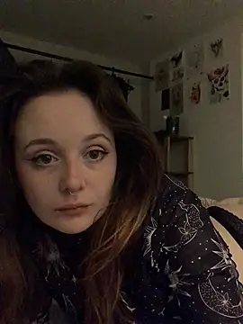 Azapourtoi online show from February 19, 9:25 pm