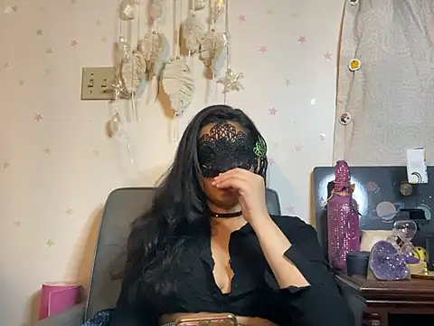 desiiiinigal online show from June 12, 3:05 am
