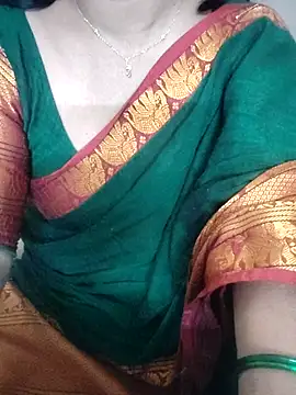 laxmitelugu78 online show from September 27, 6:46 pm