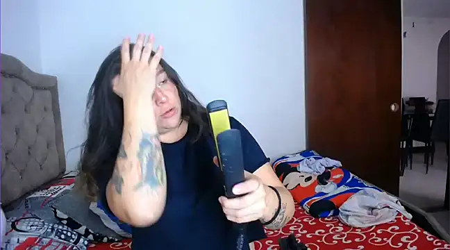 Kristin milk online show from February 21, 1:22 pm