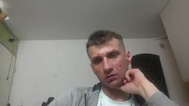 Snapshot of sexyhotstud12 chatting on February 2, 4:00 pm sexyhotstud12 online show from February 2, 4:00 pm