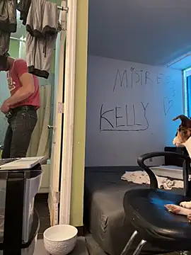 Snapshot of sexyhotstud12 chatting on February 22, 3:01 am sexyhotstud12 online show from February 22, 3:01 am