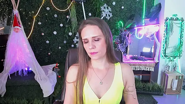 EmiliaBedy online show from January 10, 5:20 am