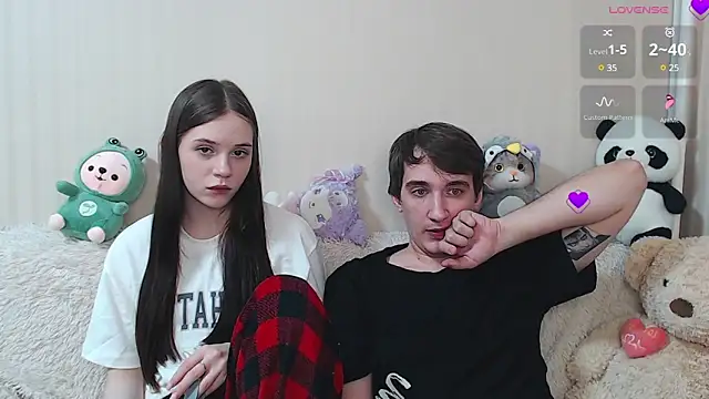 Snapshot of white-boo chatting on February 1, 7:55 pm white-boo online show from February 1, 7:55 pm