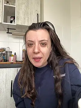 Snapshot of bunnythetailor chatting on February 22, 8:46 am bunnythetailor online show from February 22, 8:46 am