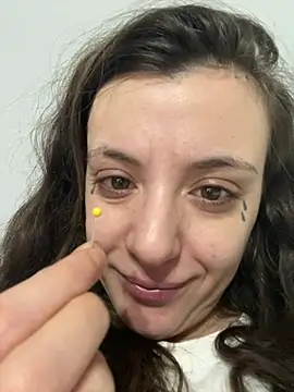 Snapshot of bunnythetailor chatting on February 22, 8:51 pm bunnythetailor online show from February 22, 8:51 pm